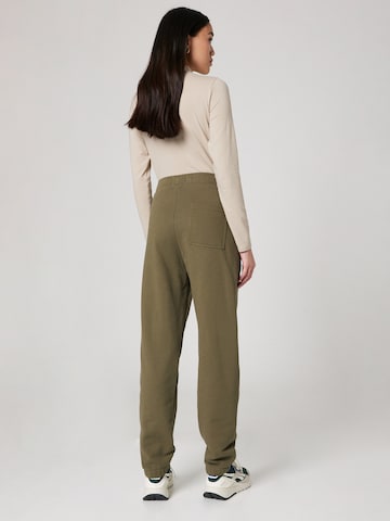 ABOUT YOU x Alvaro Soler Tapered Pants 'Matti' in Green