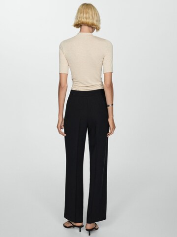 Wide Leg Pantalon à plis 'Carlos' MANGO en noir
