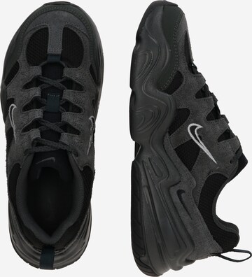 Nike Sportswear - Sapatilhas baixas 'Hera' em preto