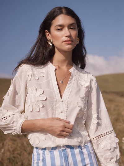 Camicia da donna in XL love & roses di colore bianco lana, Visualizzazione prodotti