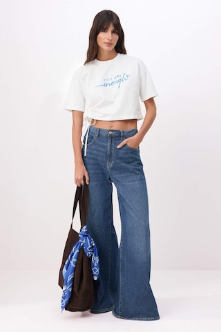 Tricou de la Trendyol pe alb