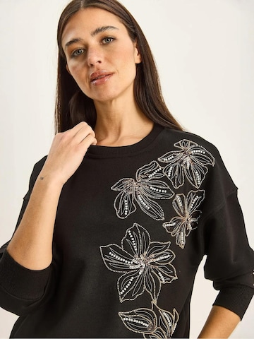 Felpa di Bianco Lucci in nero