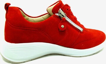 WALDLÄUFER Sneakers in Red