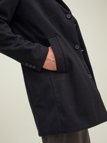 JACK & JONES Between-Seasons Coat 'Toby' in Black