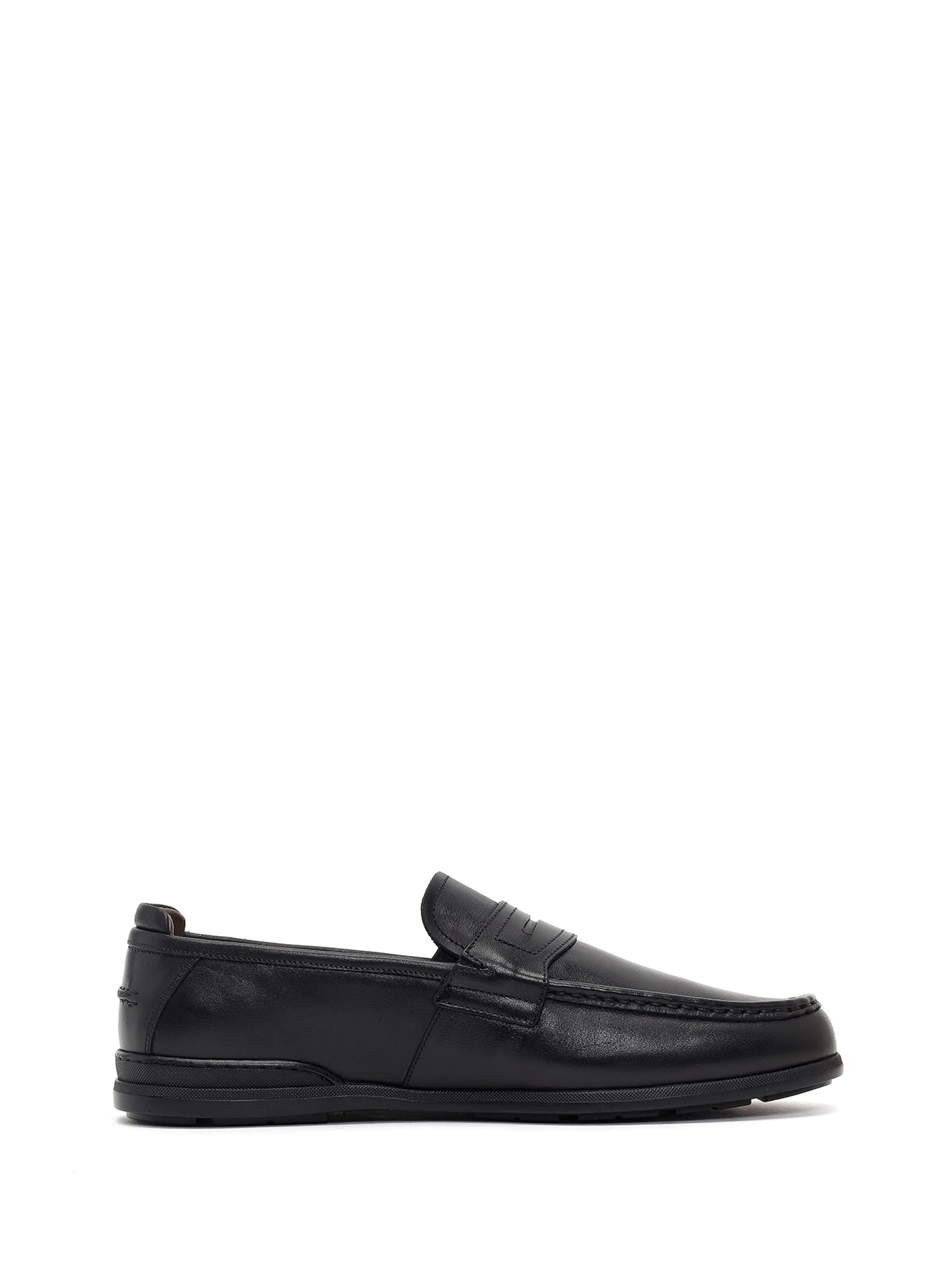 Derimod Moccasin in Black