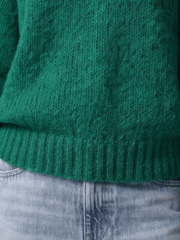 americandreams Oversized Sweater 'Leonnie' in Green