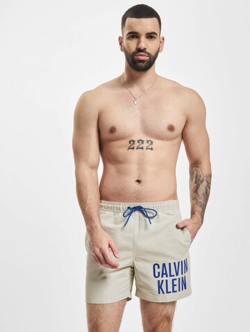 Calvin Klein Swimwear Szorty kąpielowe w kolorze szary