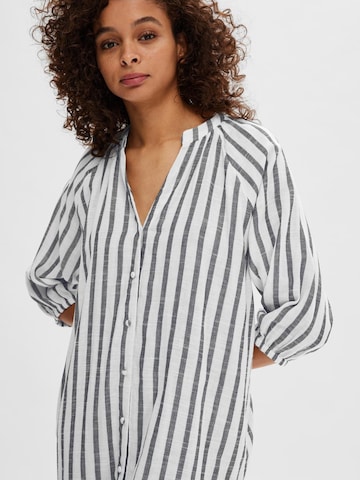 Abito camicia 'ALBERTA' di SELECTED FEMME in bianco