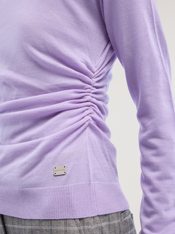 Pullover di Trussardi in lilla