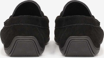 Kazar Moccasins in Black