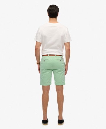 Superdry Regular Chino in Groen
