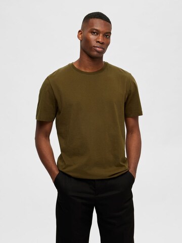 T-Shirt 'Aspen' SELECTED en marron : devant