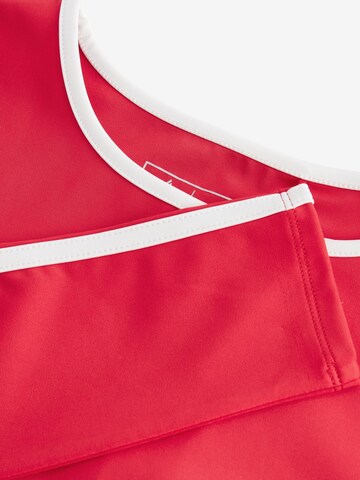 Next - Camiseta en rojo