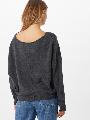 AMERICAN VINTAGE Sweater 'DAMSVILLE' in Grey