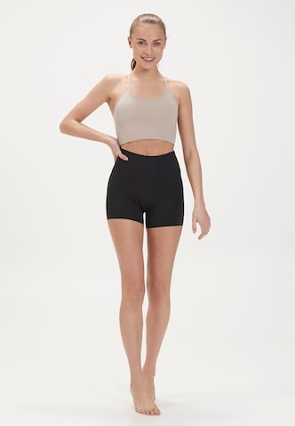 Athlecia Slimfit Sporthose 'Almy' in Schwarz