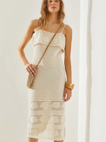 Robes en maille Bianco Lucci en marron