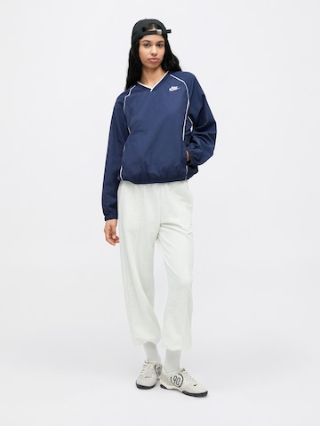 Tapered Pantaloni 'Chill' de la Nike Sportswear pe gri