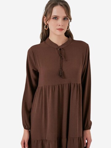 Robe Bigdart en marron