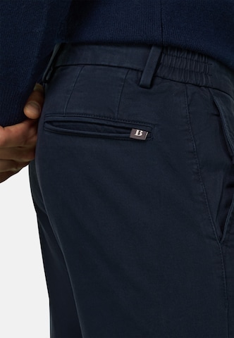Boggi Milano Slim fit Chino trousers in Blue: side