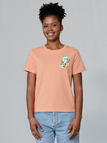 Watapparel Shirt ' Strandkorb ' in Orange: front