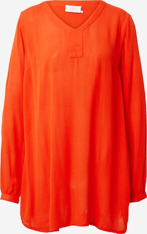 KAFFE CURVE Tunic 'Amber' in Red: front