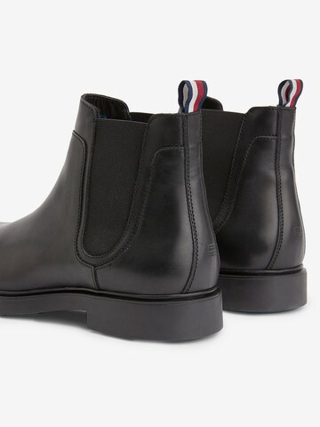 TOMMY HILFIGER Chelsea boots in Zwart