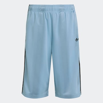 ADIDAS ORIGINALS Loosefit Shorts in Blau: Vorderseite