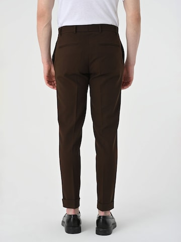 Antioch - Slimfit Pantalón de pinzas en marrón