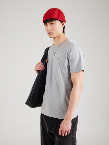 NAPAPIJRI T-Shirt 'Salis' in Grau: Vorderseite