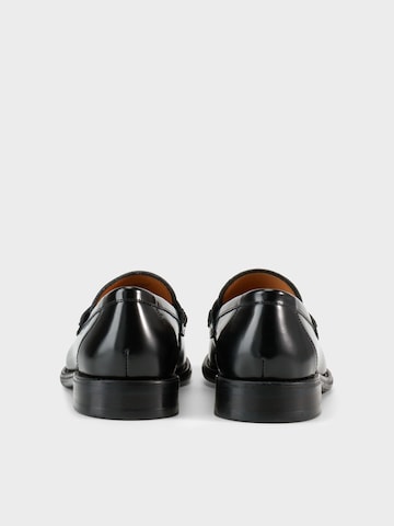 VAGABOND SHOEMAKERS Házicipő 'LINN' - fekete