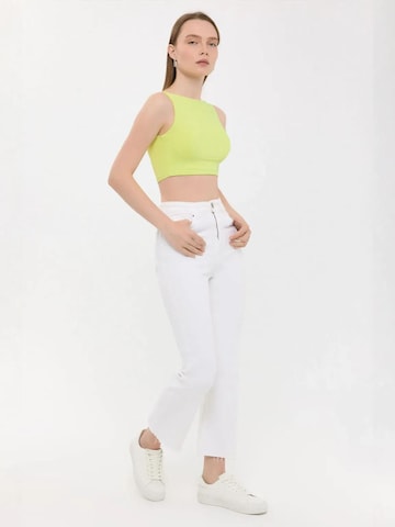 Top di Hiccup in giallo