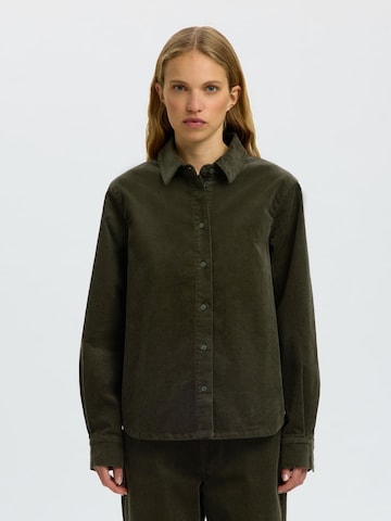 SELECTED - Blusa en verde: frente