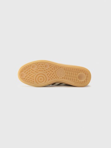 ADIDAS ORIGINALS - Sapatilhas baixas 'HANDBALL SPEZIAL' em castanho