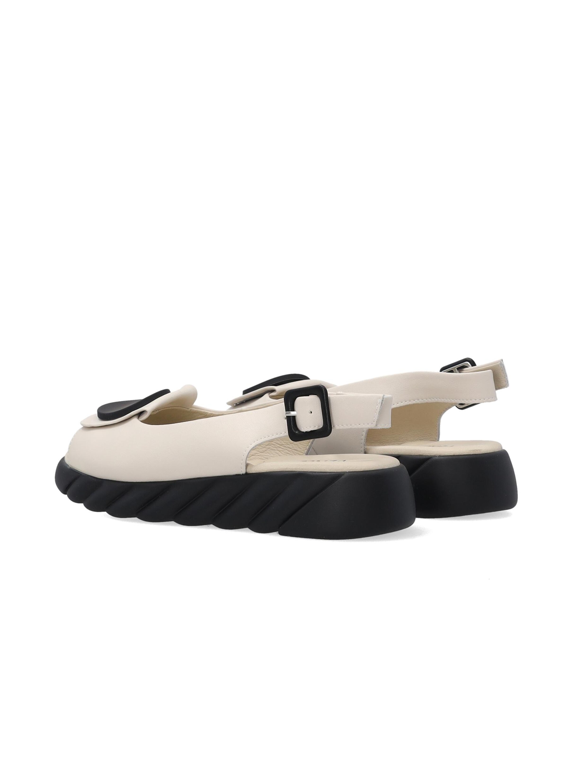 VENEZIA Sandals in Beige