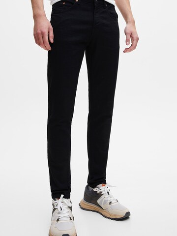 Skinny Jeans de la Pull&Bear pe negru