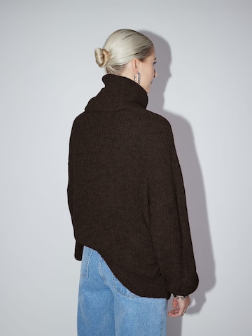 Pulover 'Juna' de la LeGer by Lena Gercke pe maro