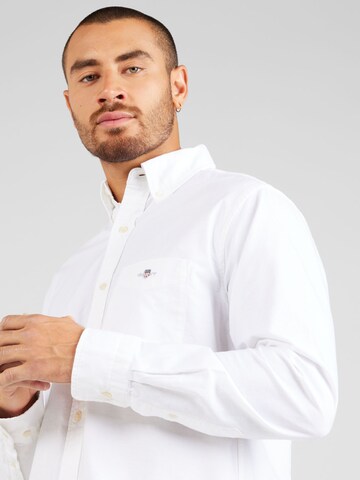 Regular fit Camicia di GANT in bianco