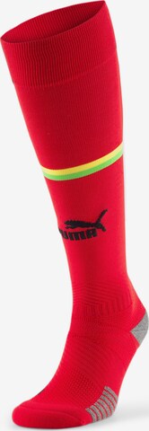 Chaussettes de sport 'Ghana' PUMA en rouge : devant