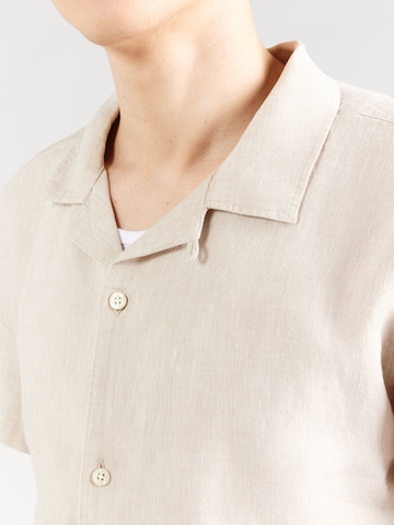 KnowledgeCotton Apparel Comfort Fit Риза в бежово