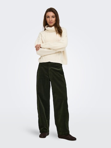 ONLY Vat Broek in Groen: voorkant