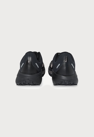 NIKE Спортивная обувь 'Quest 7' в Черный: сзади