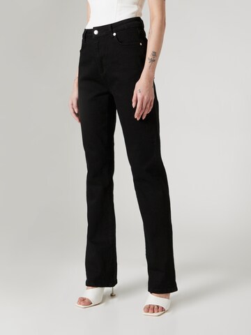 RÆRE by Lorena Rae Bootcut Jeans 'Ela' in Zwart: voorkant