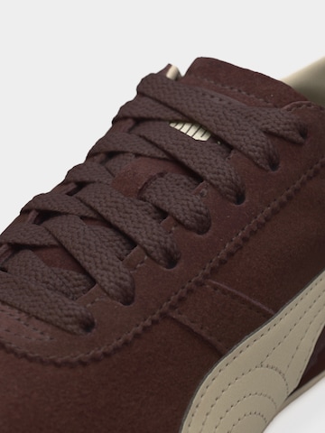 Sneaker low 'Bella UT Classic' de la PUMA pe maro