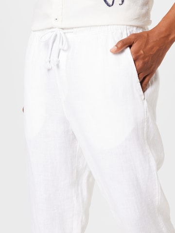 Regular Pantalon CAMP DAVID en blanc