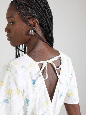 VERO MODA Kesämekko 'FLORA OLGA' värissä valkoinen
