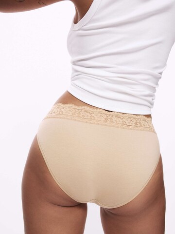 Marks & Spencer Panty in Pink