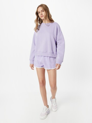 Rebirth Studios Sweatshirt 'Jessie' in Lila