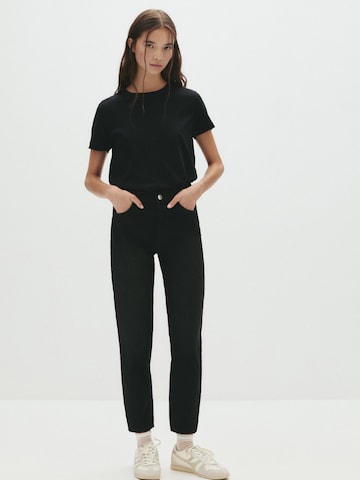 Pull&Bear Regular Jeans in Schwarz