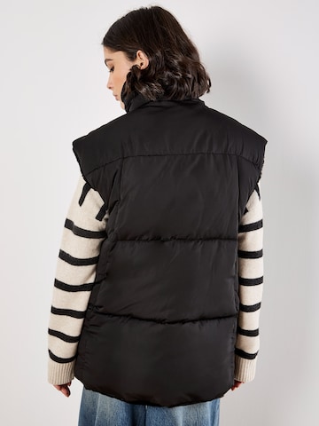 Apricot Costume jacket ' ' in Black
