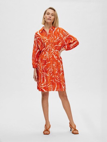 Robe-chemise 'Sirine' SELECTED en orange